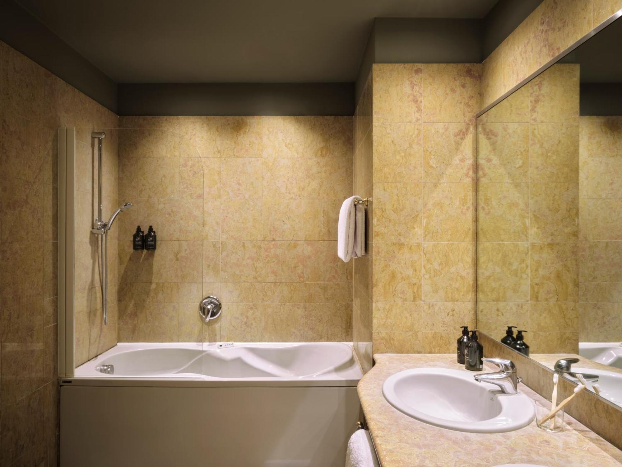 Max Brown Hotel Missori, Part Of Sircle Collection Mediolan Zewnętrze zdjęcie